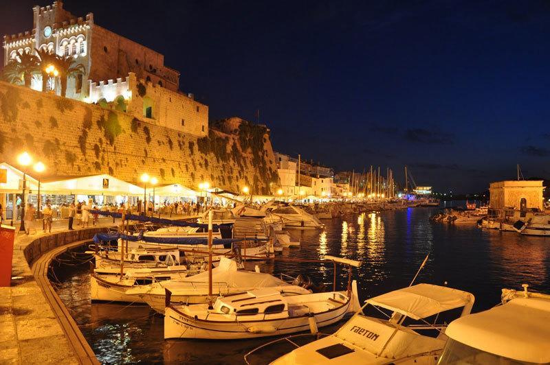 Hostal Oasis Menorca Ciutadella  Buitenkant foto
